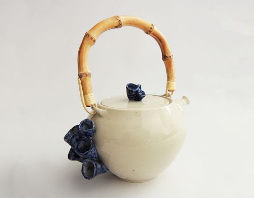 Tetera de cerámica