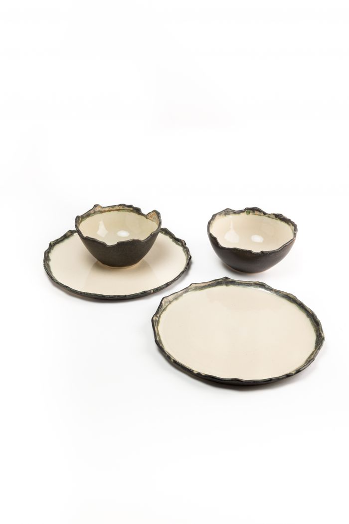 Broken dinner plate - Image 3